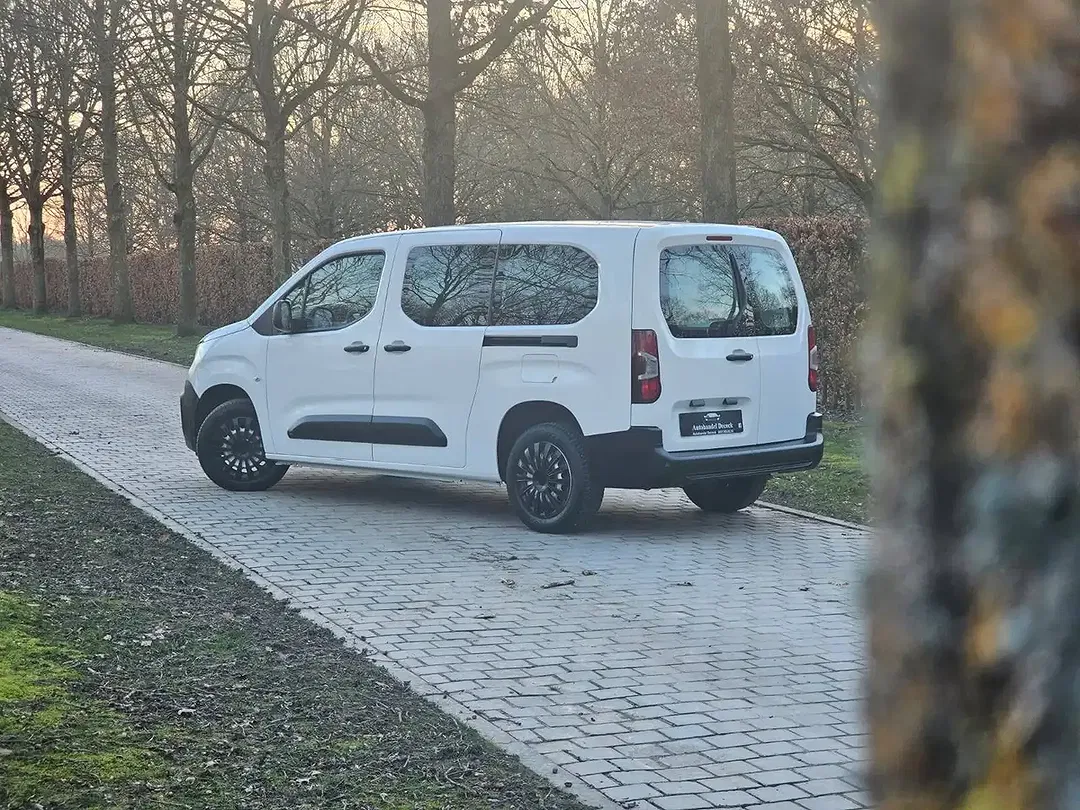 Peugeot Partner BlueHDi L2 Pro - Thumbnail 31