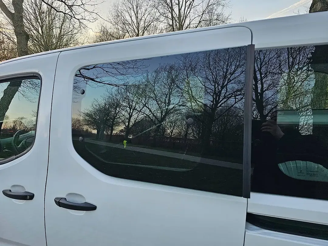 Peugeot Partner BlueHDi L2 Pro - Thumbnail 35