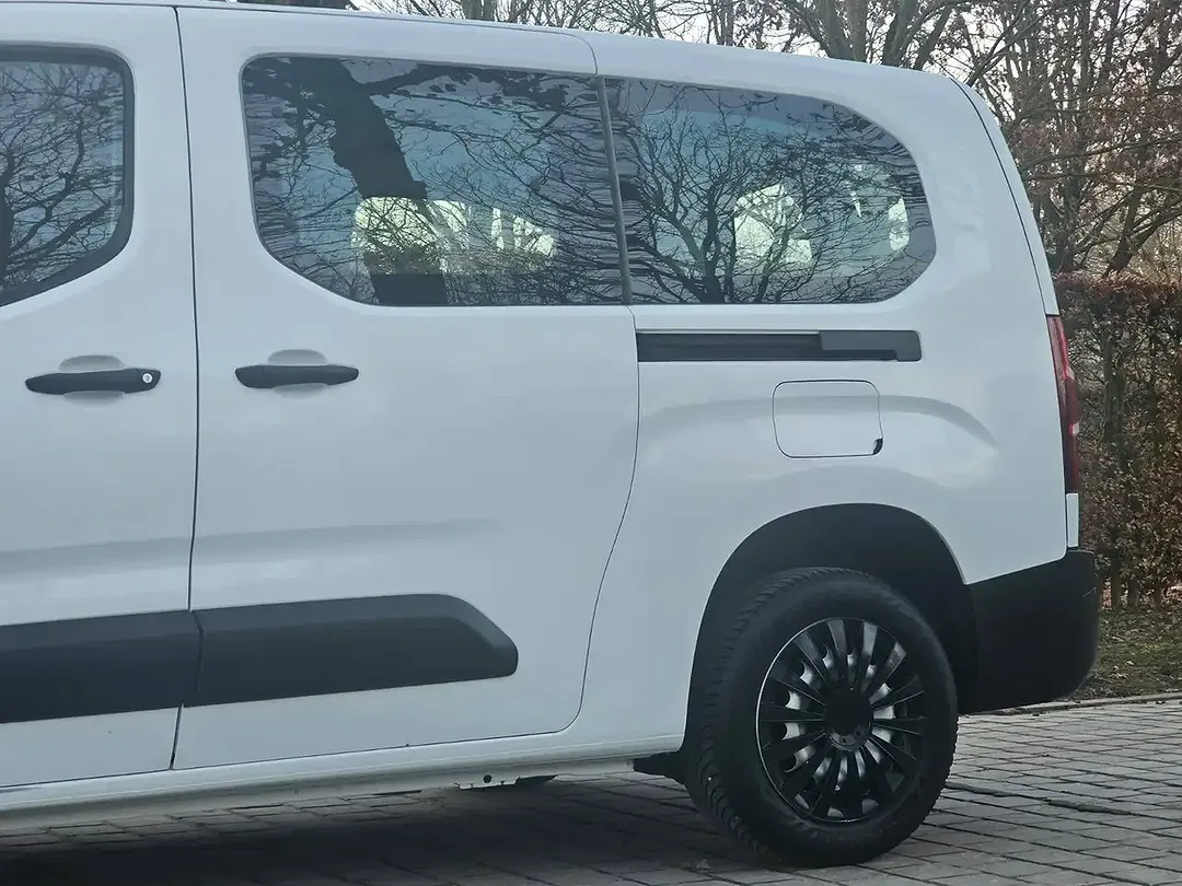 Peugeot Partner BlueHDi L2 Pro - Thumbnail 36