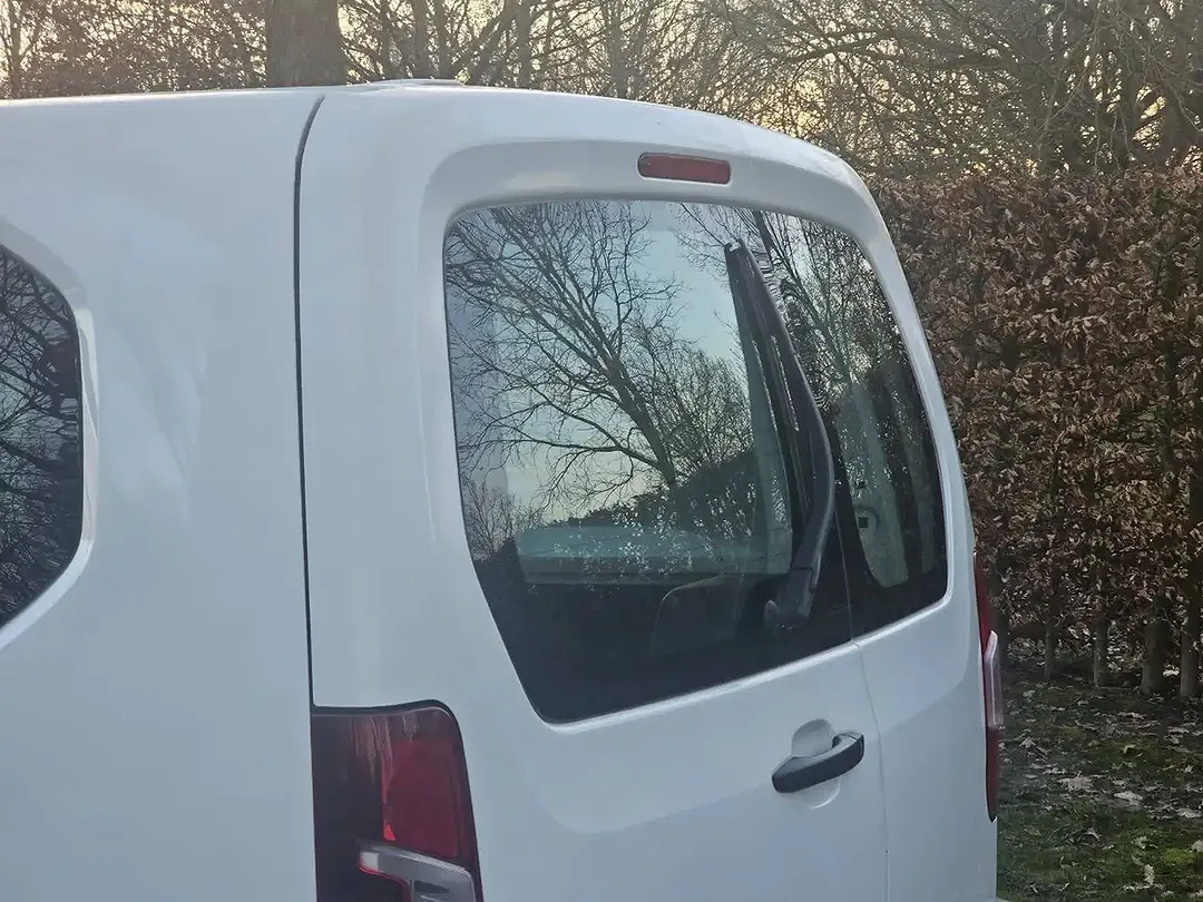 Peugeot Partner BlueHDi L2 Pro - Thumbnail 44