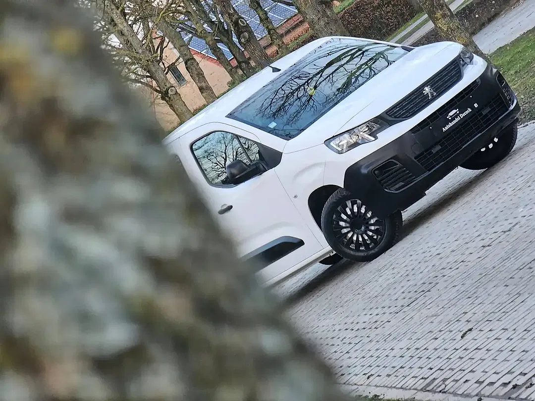 Peugeot Partner BlueHDi L2 Pro - Thumbnail 49