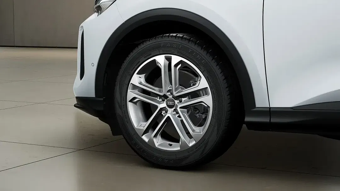 Audi Q5 TFSI quattro Matrix LED - Thumbnail 4