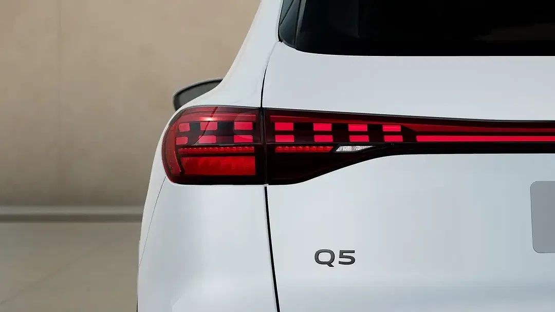 Audi Q5 TFSI quattro Matrix LED - Thumbnail 5
