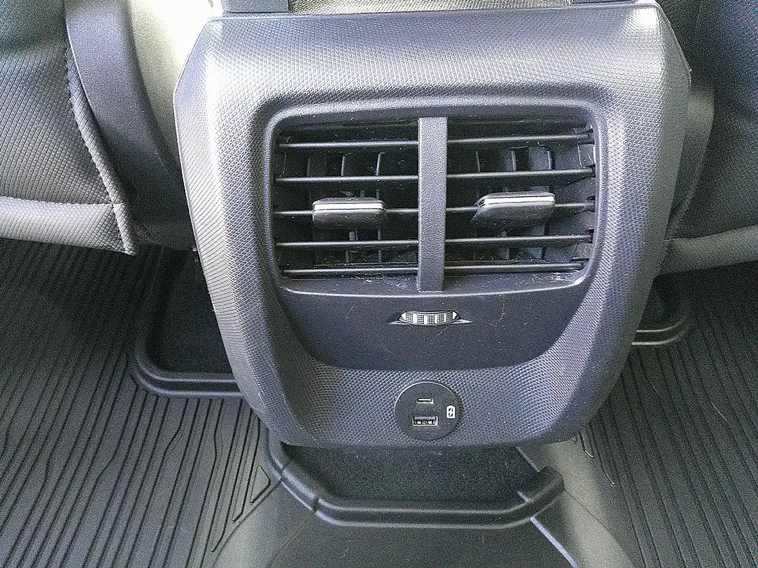 Ford Mustang Mach-E Standard Range - Thumbnail 13