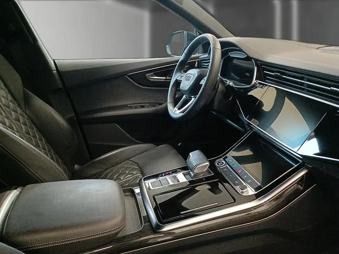 Audi Q8 55 TFSI e tiptronic quattro S line - Thumbnail 13