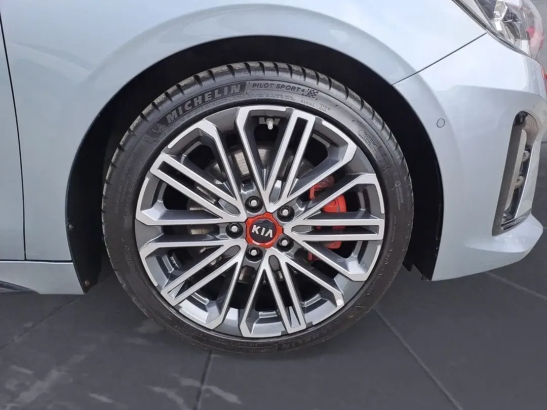 Kia ProCeed / pro_cee'd 1.6 T-GDI DCT GT GT-Line Top - Thumbnail 11