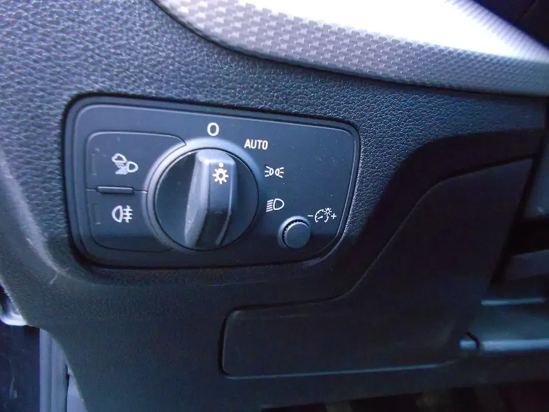 Audi Q2 30 TFSI - Thumbnail 10