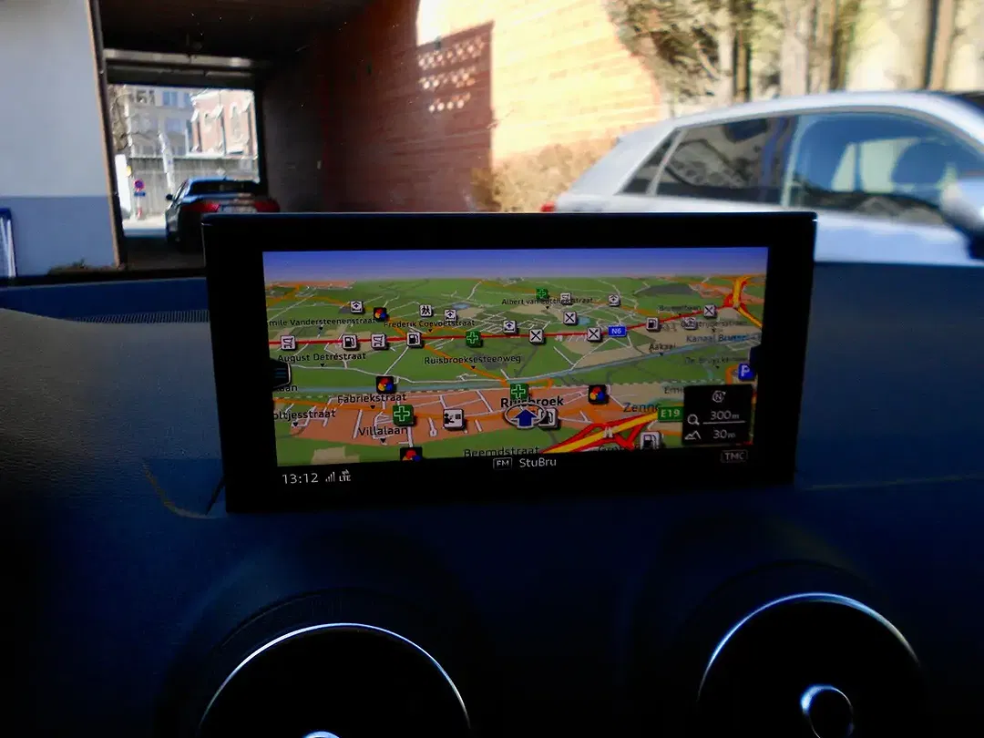 Audi Q2 30 TFSI - Thumbnail 13