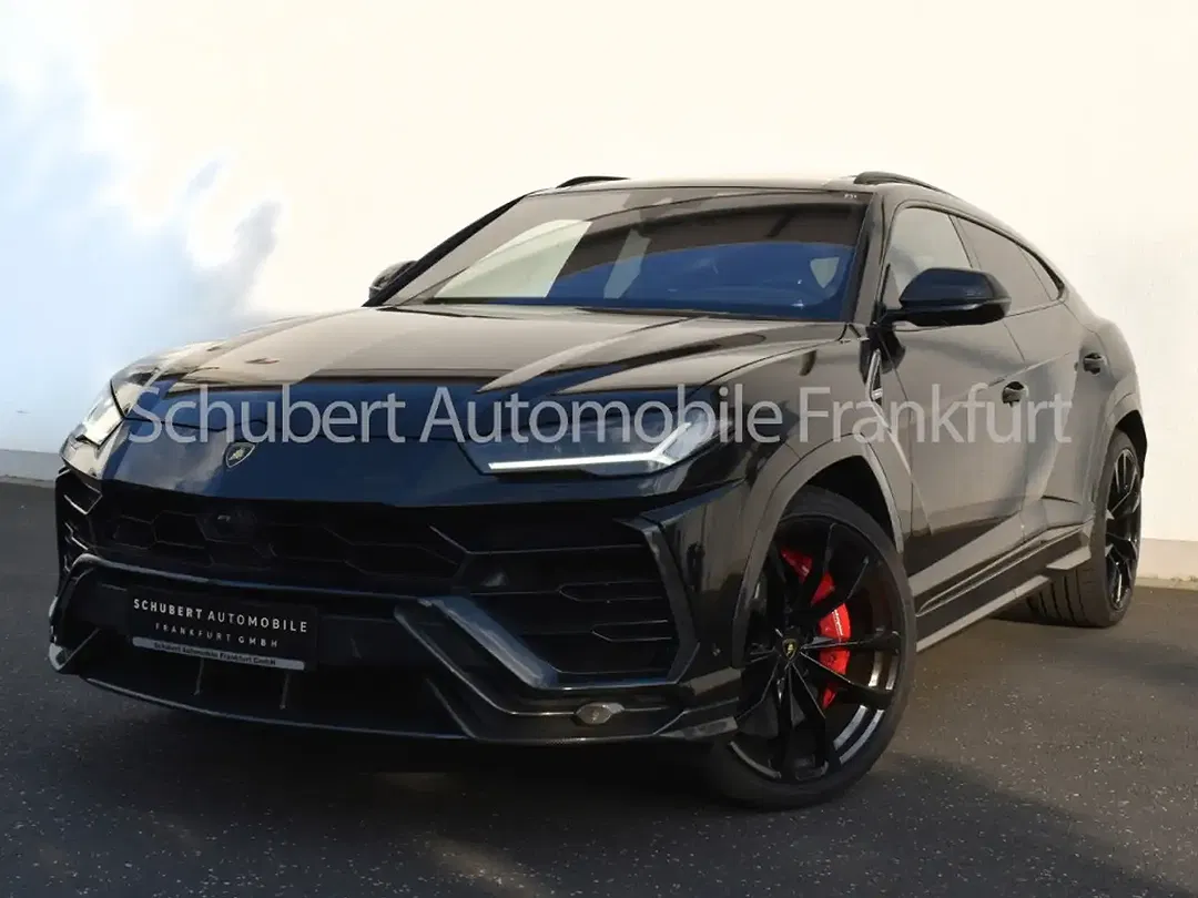 Lamborghini Urus - foto 1