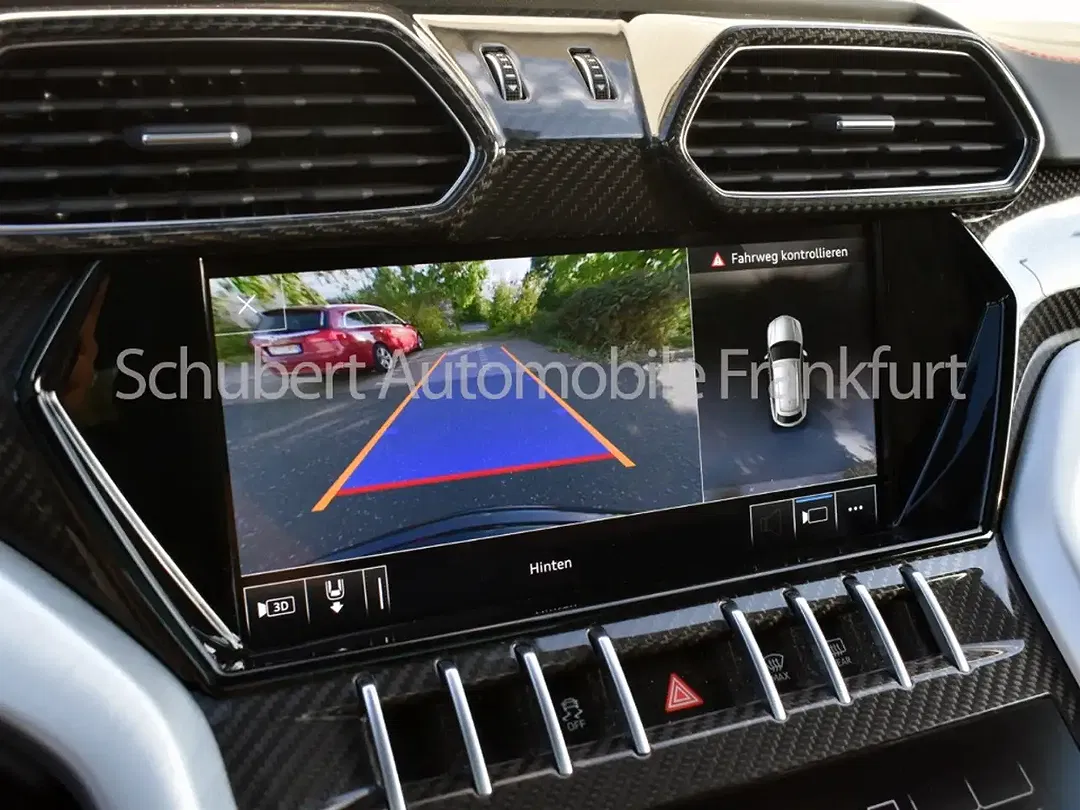 Lamborghini Urus - Thumbnail 12