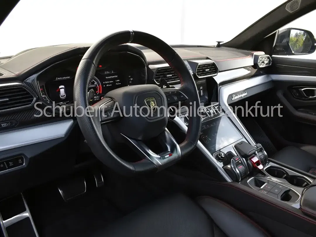 Lamborghini Urus - Thumbnail 6