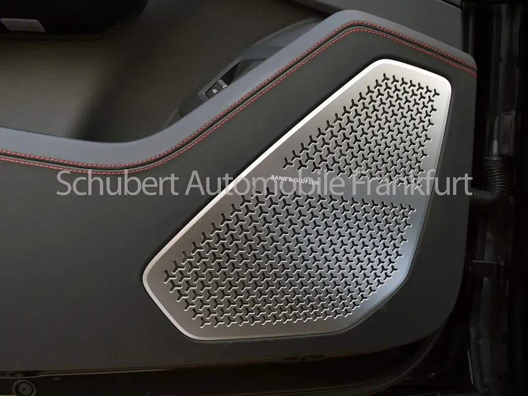 Lamborghini Urus - Thumbnail 9