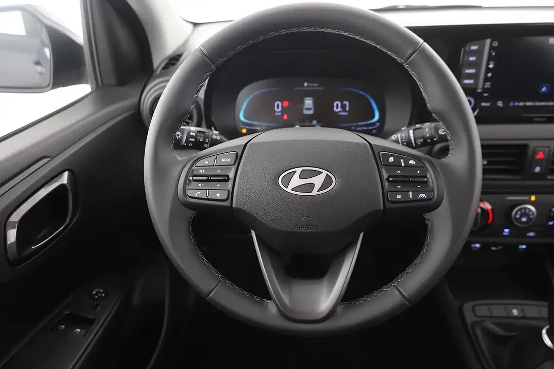 Hyundai i10 1.0 - Thumbnail 13