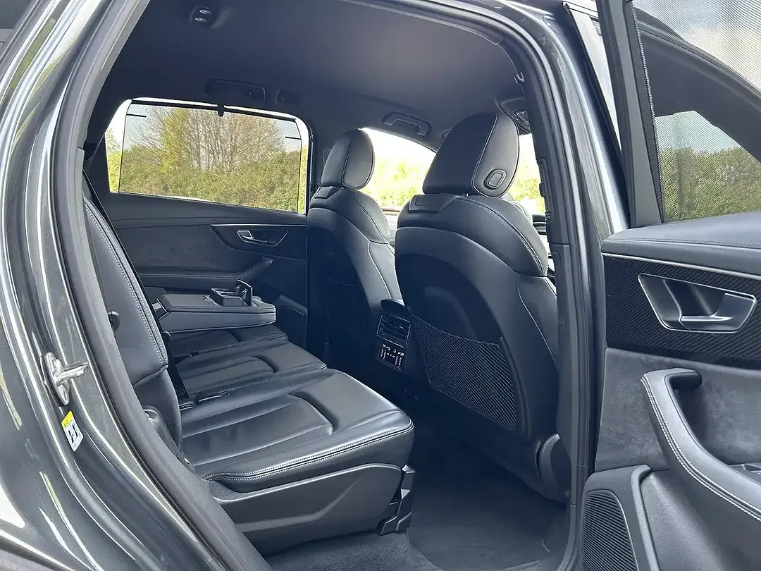 Audi SQ7 4.0 TFSI competition plus - Thumbnail 15