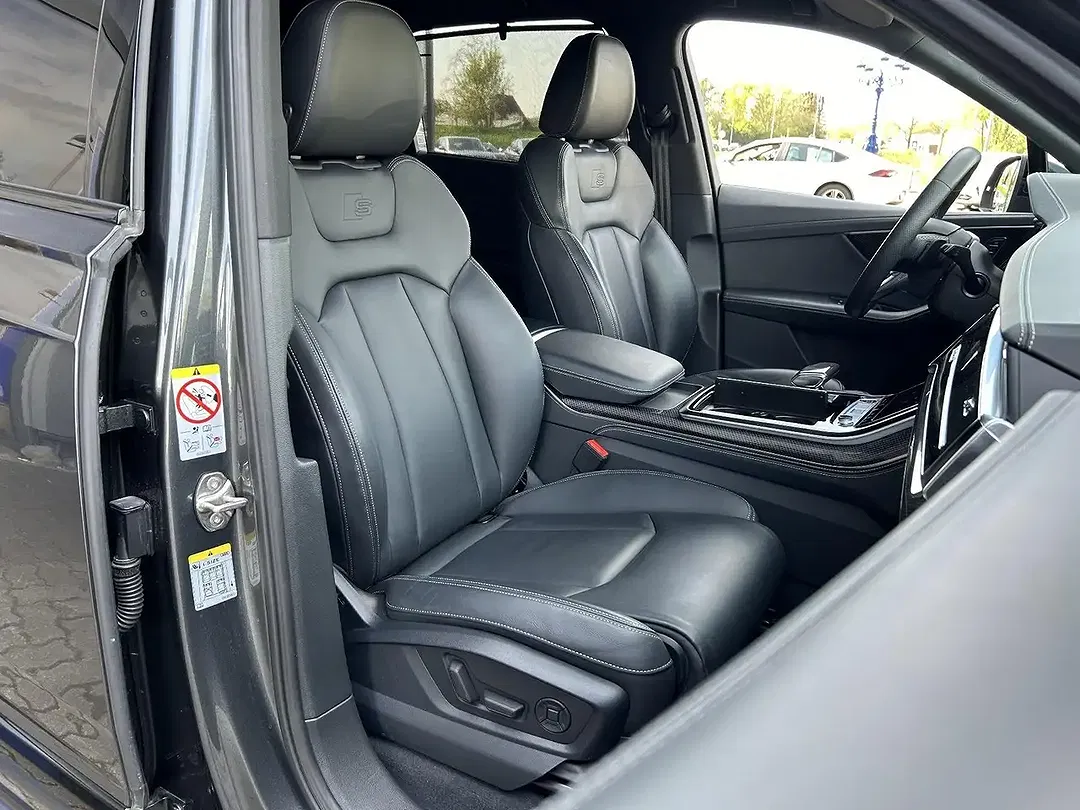Audi SQ7 4.0 TFSI competition plus - Thumbnail 16