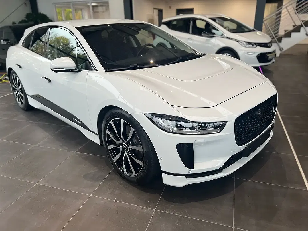 Jaguar I-Pace Black - Thumbnail 3