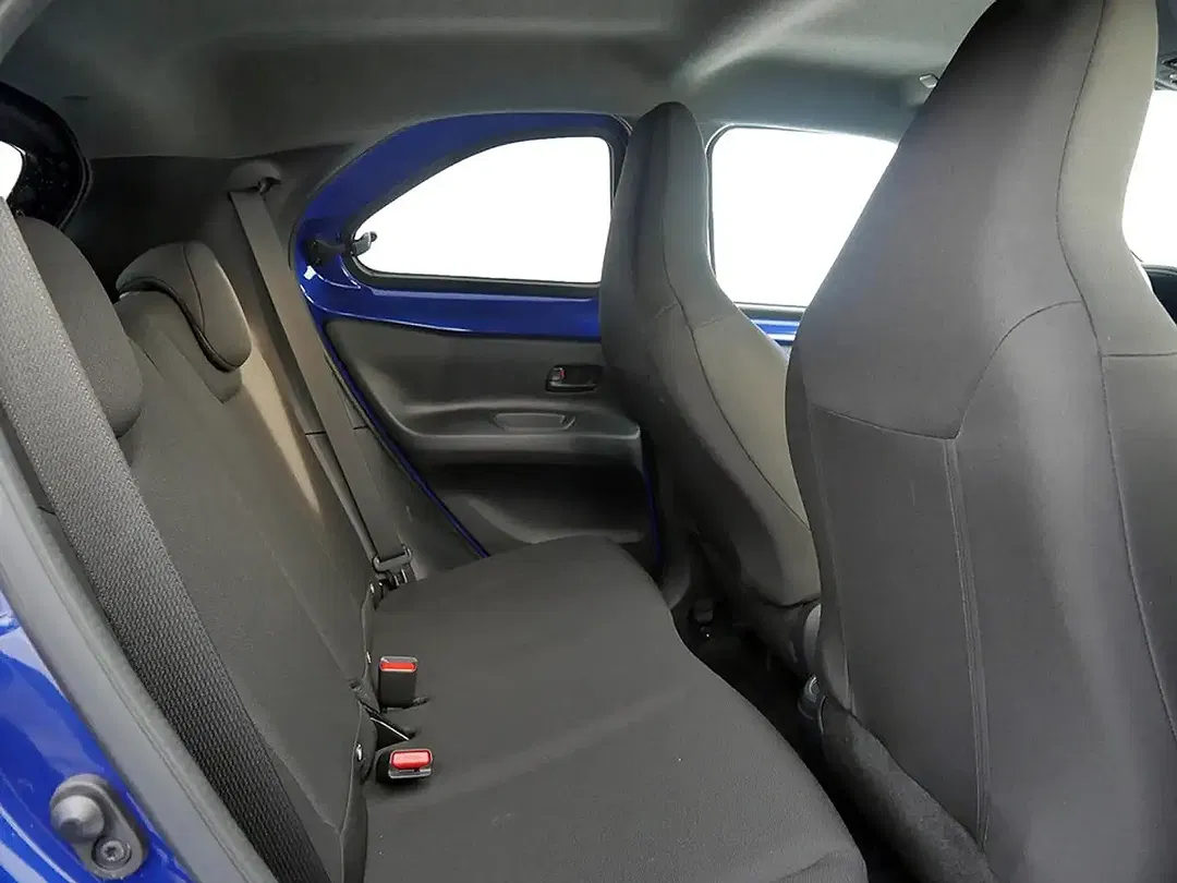 Toyota Aygo X Teamplayer - Thumbnail 8