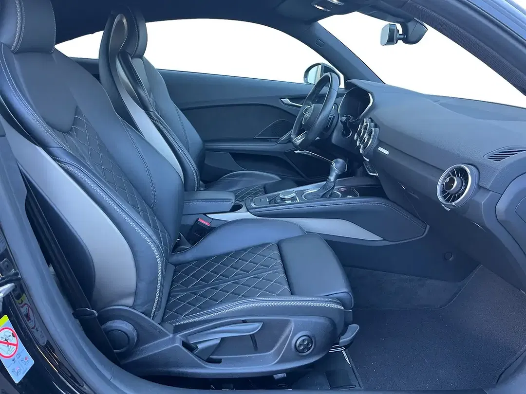 Audi TTS quattro - Thumbnail 11