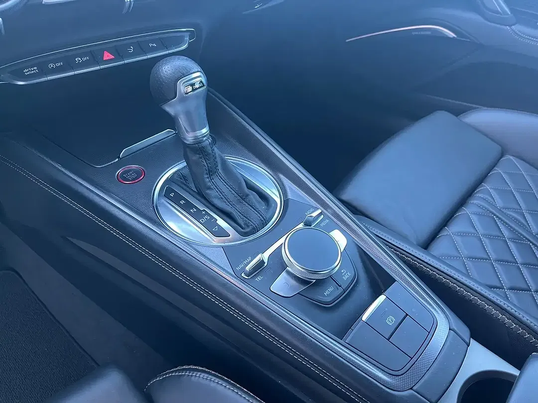 Audi TTS quattro - foto 12