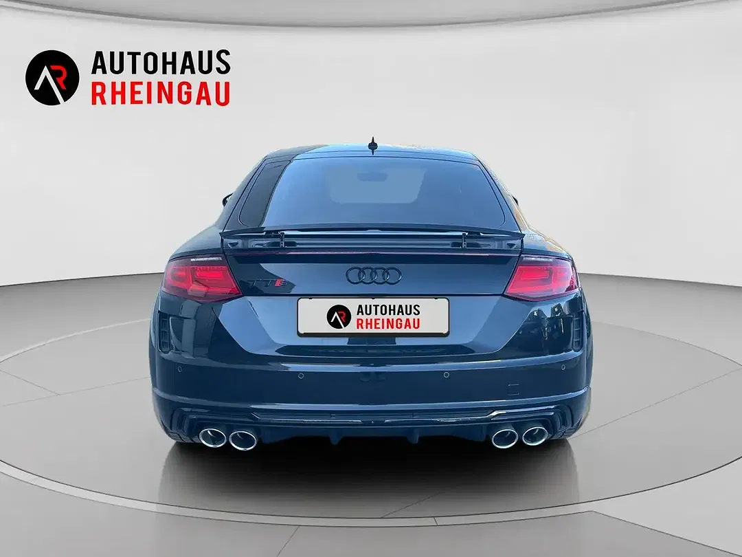 Audi TTS quattro - Thumbnail 3