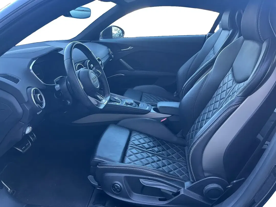 Audi TTS quattro - Thumbnail 8