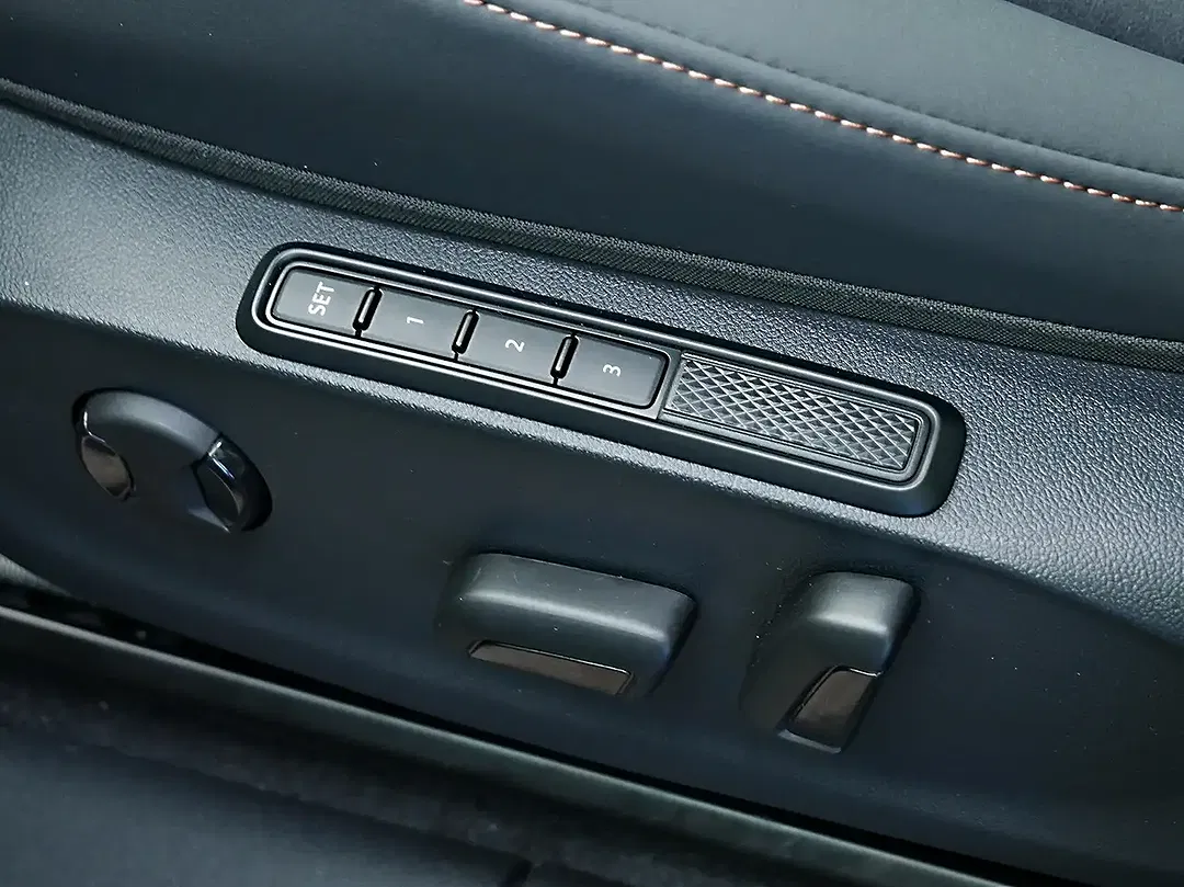 CUPRA Terramar 2.0 TSI DSG 4Drive VZ Matrix LED - Thumbnail 11