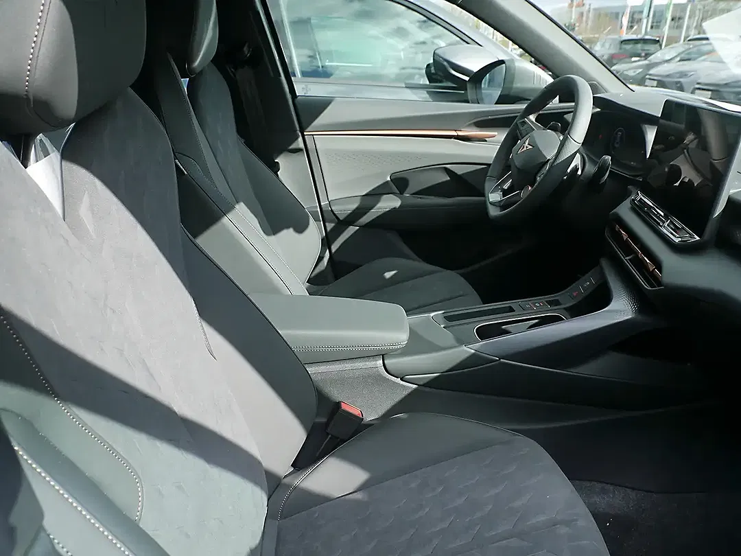 CUPRA Terramar 2.0 TSI DSG 4Drive VZ Matrix LED - Thumbnail 8