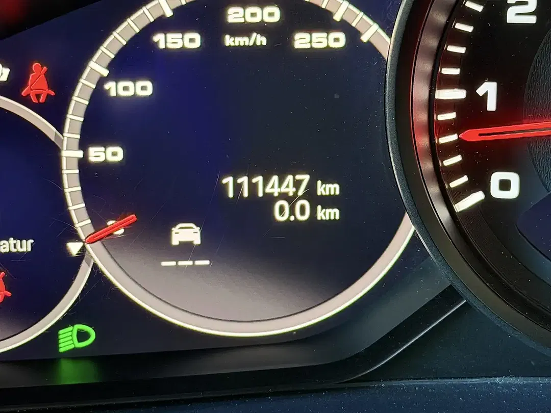 Porsche Cayenne - Thumbnail 11
