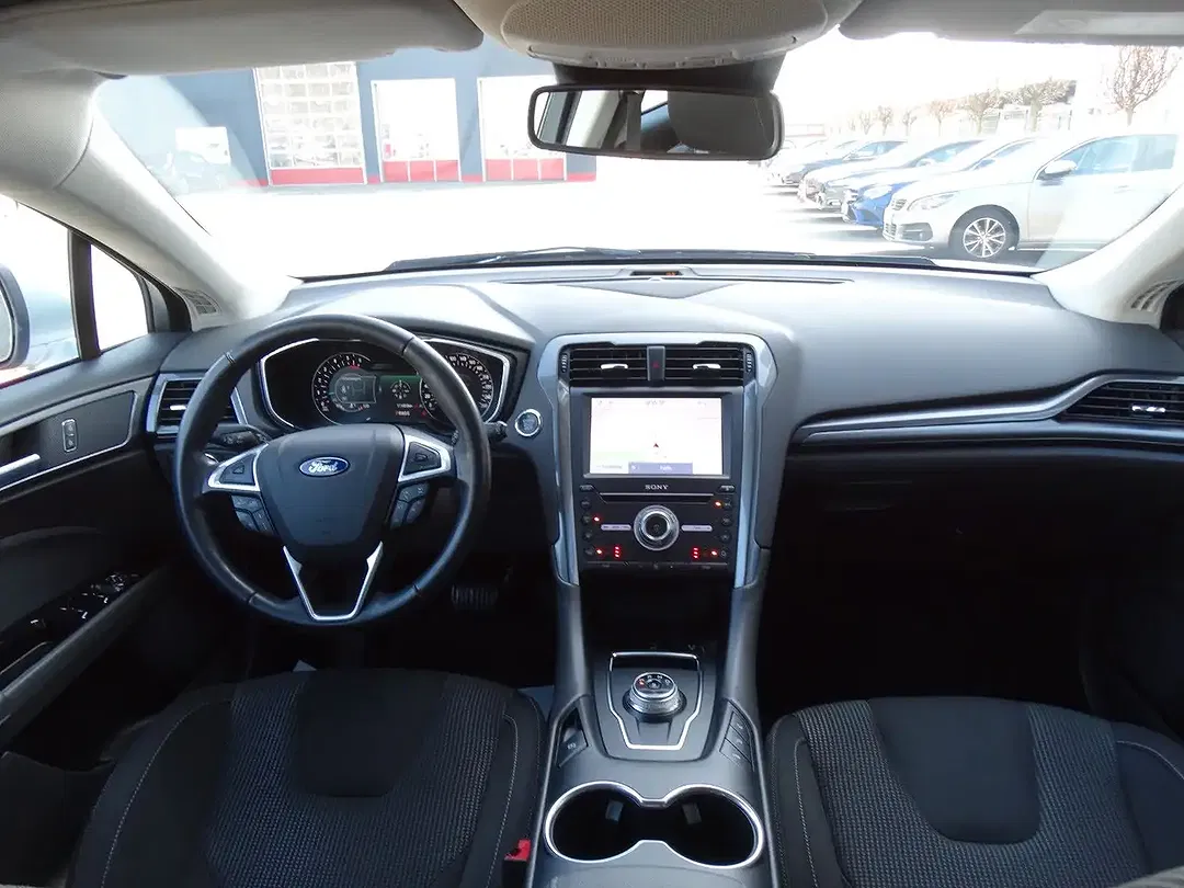 Ford Mondeo 2.0 EcoBoost Titanium - Thumbnail 12