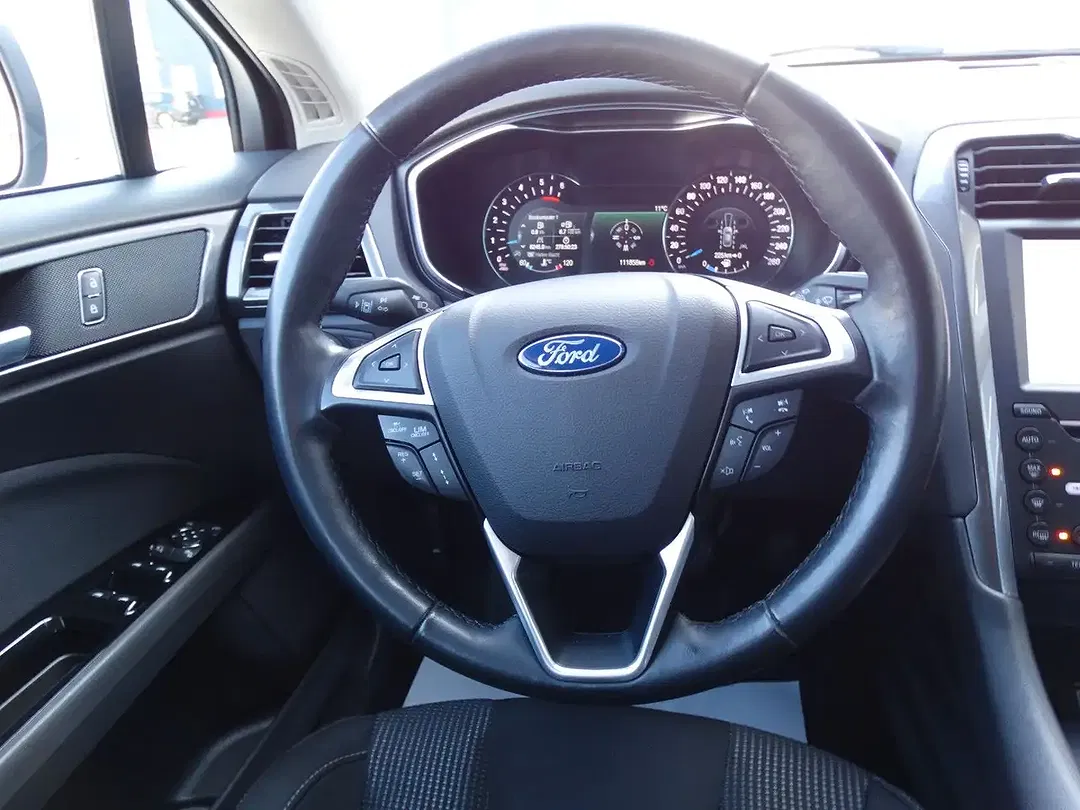 Ford Mondeo 2.0 EcoBoost Titanium - Thumbnail 13