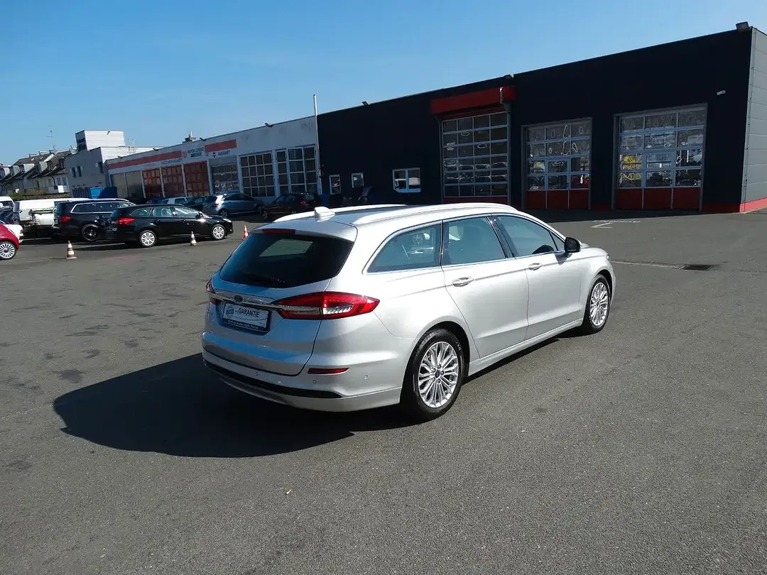 Ford Mondeo 2.0 EcoBoost Titanium - Thumbnail 4