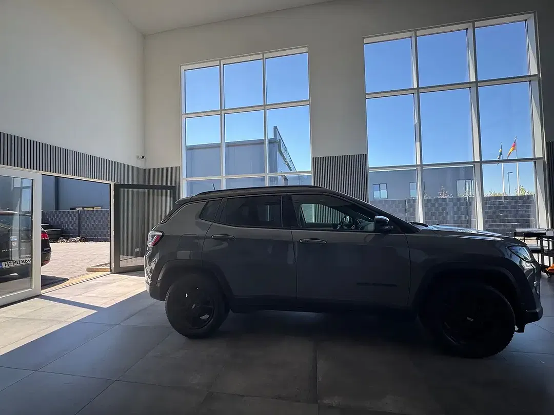 Jeep Compass PHEV Hybrid 4x4 S - Thumbnail 8