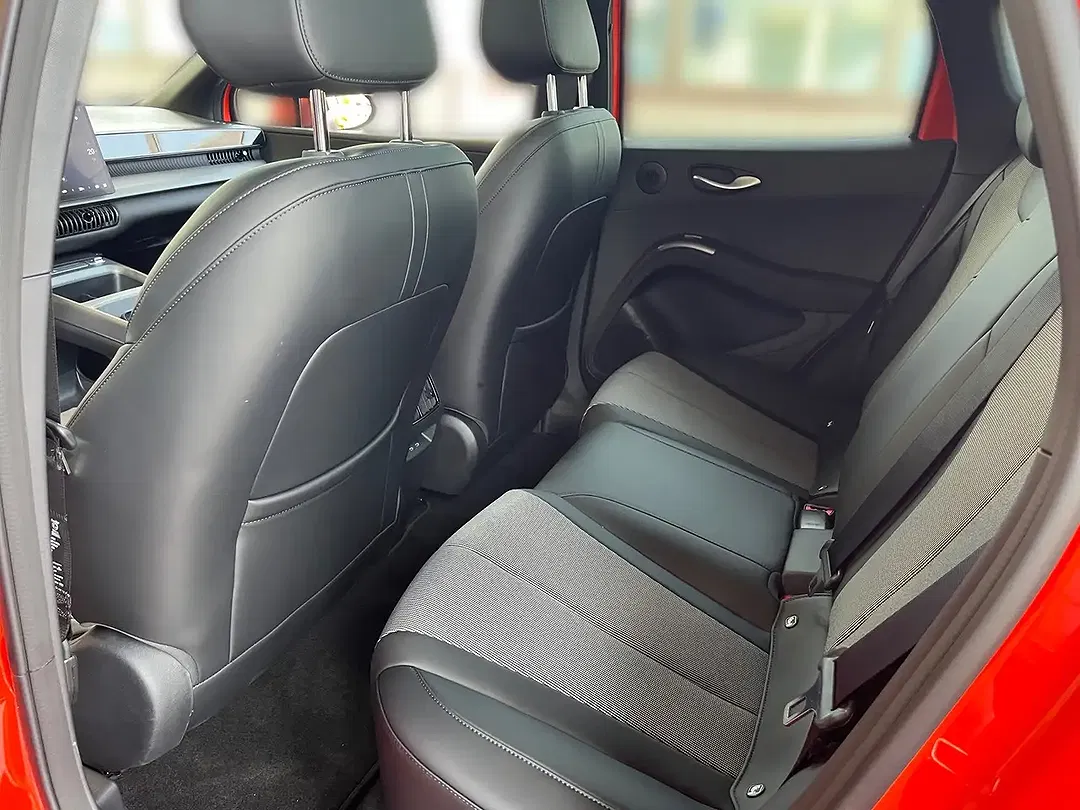 BYD Dolphin G DM-i Comfort - Thumbnail 13