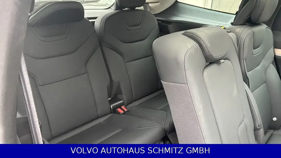 Volvo EX90 eAWD Performance Ultra - Thumbnail 12