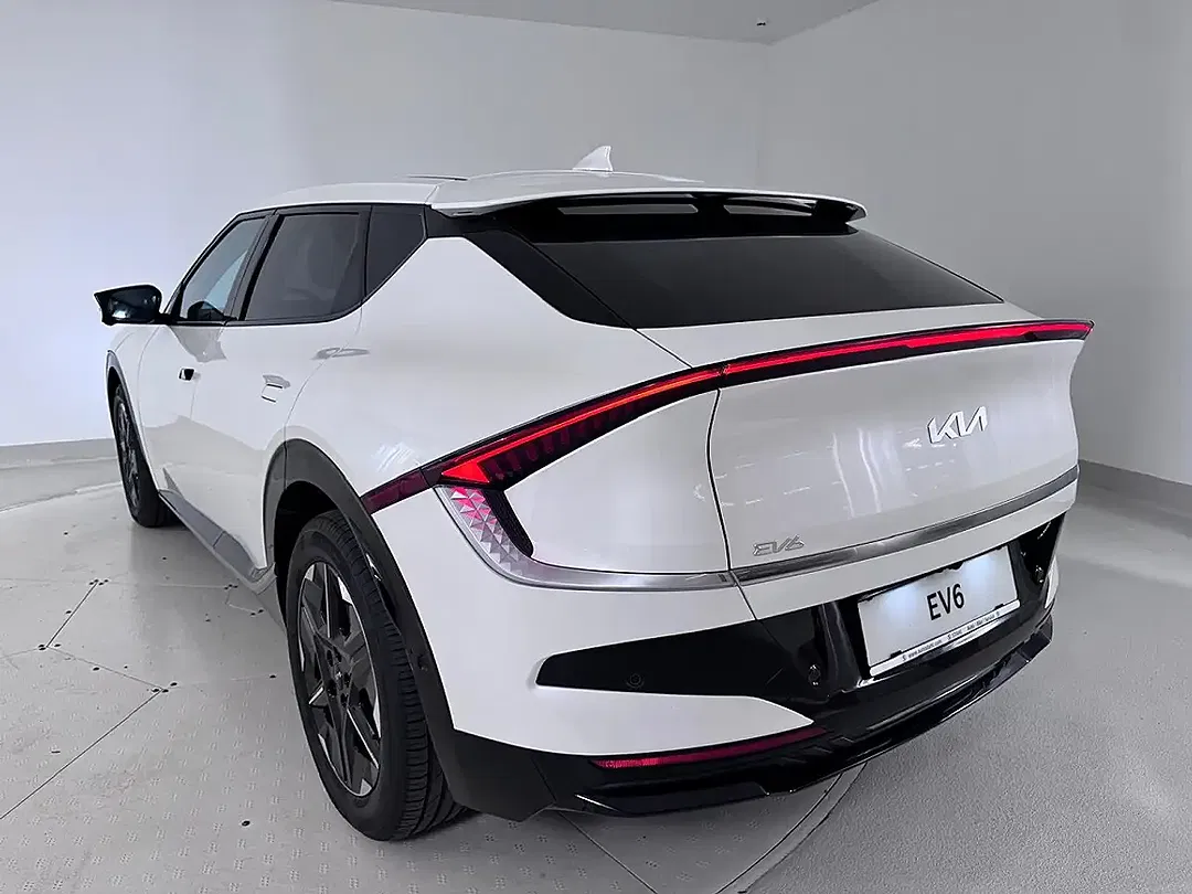 Kia EV6 AWD Air Plus - Thumbnail 6