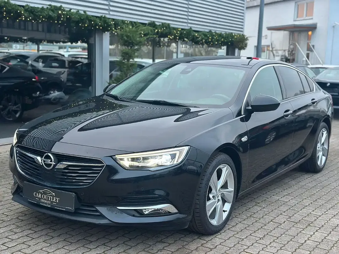 Opel Insignia 1.6 - foto 1