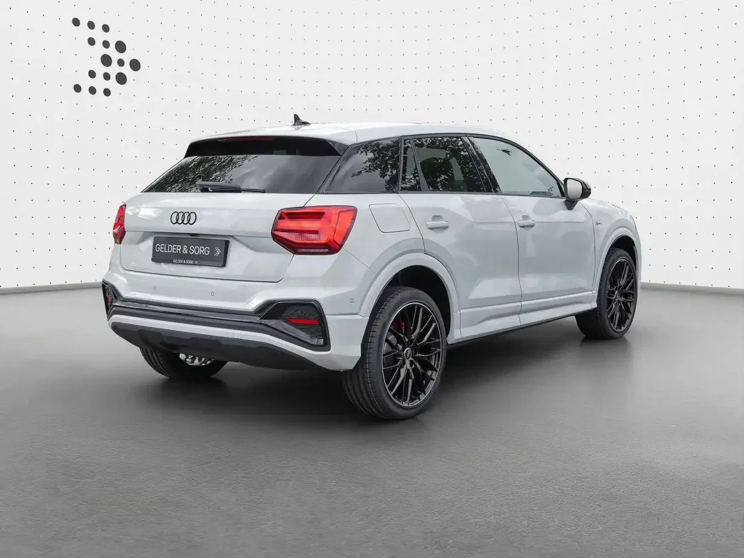 Audi Q2 35 TFSI S line - Afbeelding 1