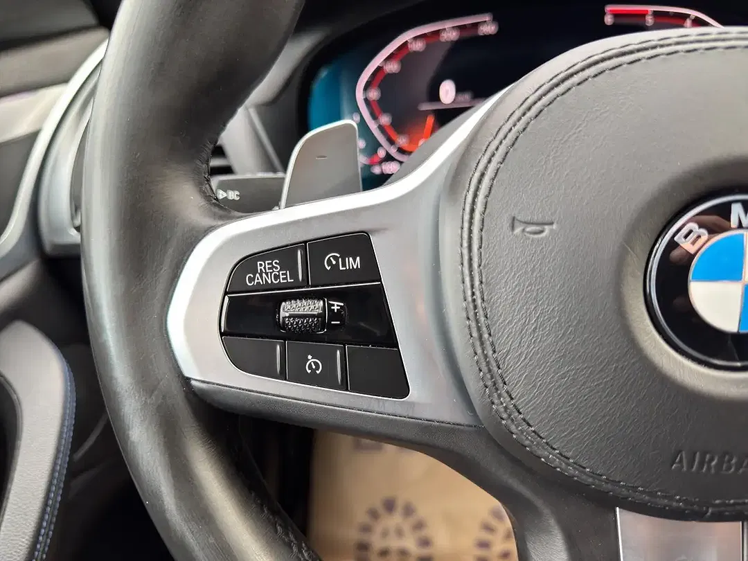 BMW X4 xDrive M Sport - Thumbnail 5
