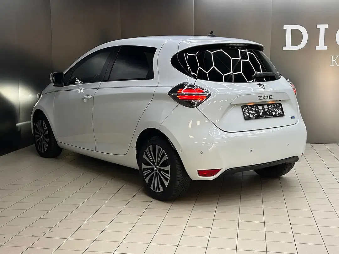 Renault ZOE - Thumbnail 5