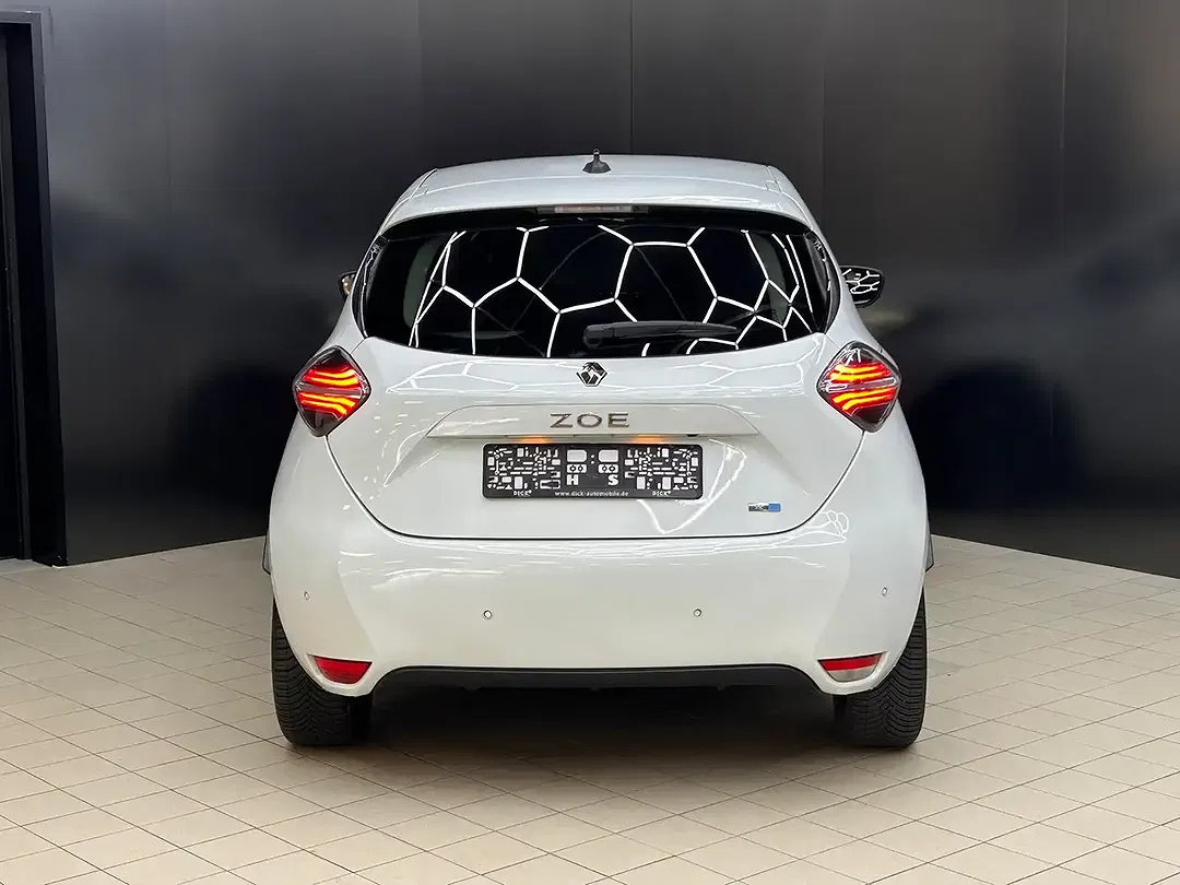 Renault ZOE - Thumbnail 6