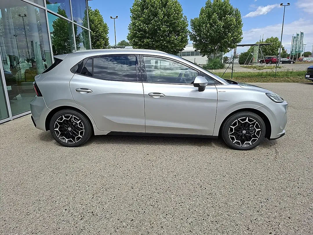 MG MG4 EV Urban Luxury - Thumbnail 7
