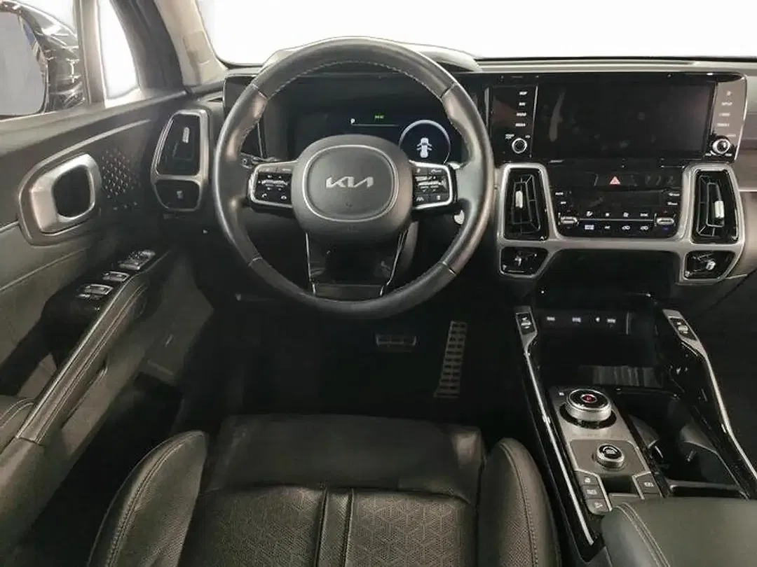 Kia Sorento 1.6 Hybrid - Thumbnail 4