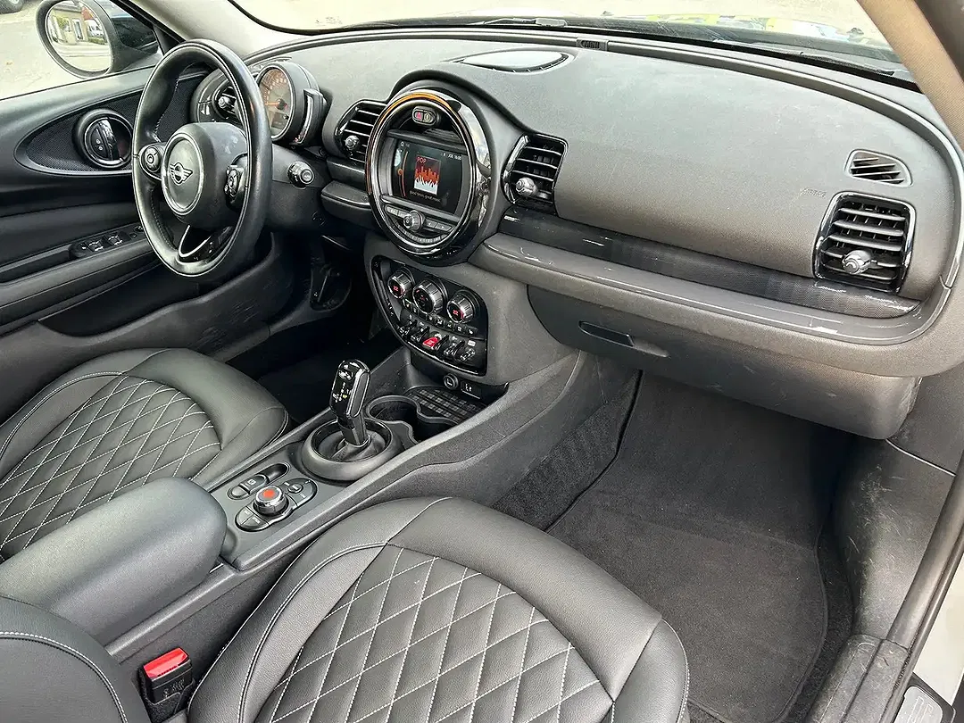 MINI Cooper Clubman 1.5 - Thumbnail 8