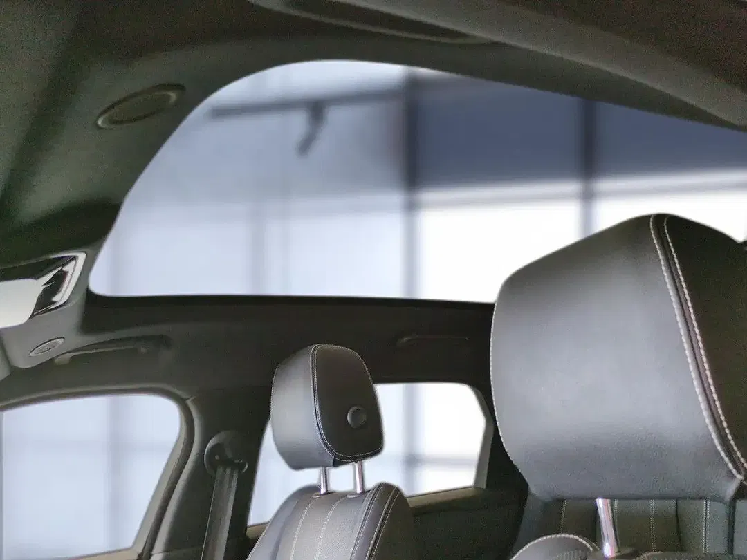 Land Rover Range Rover Velar P400e Hybrid S - Thumbnail 11