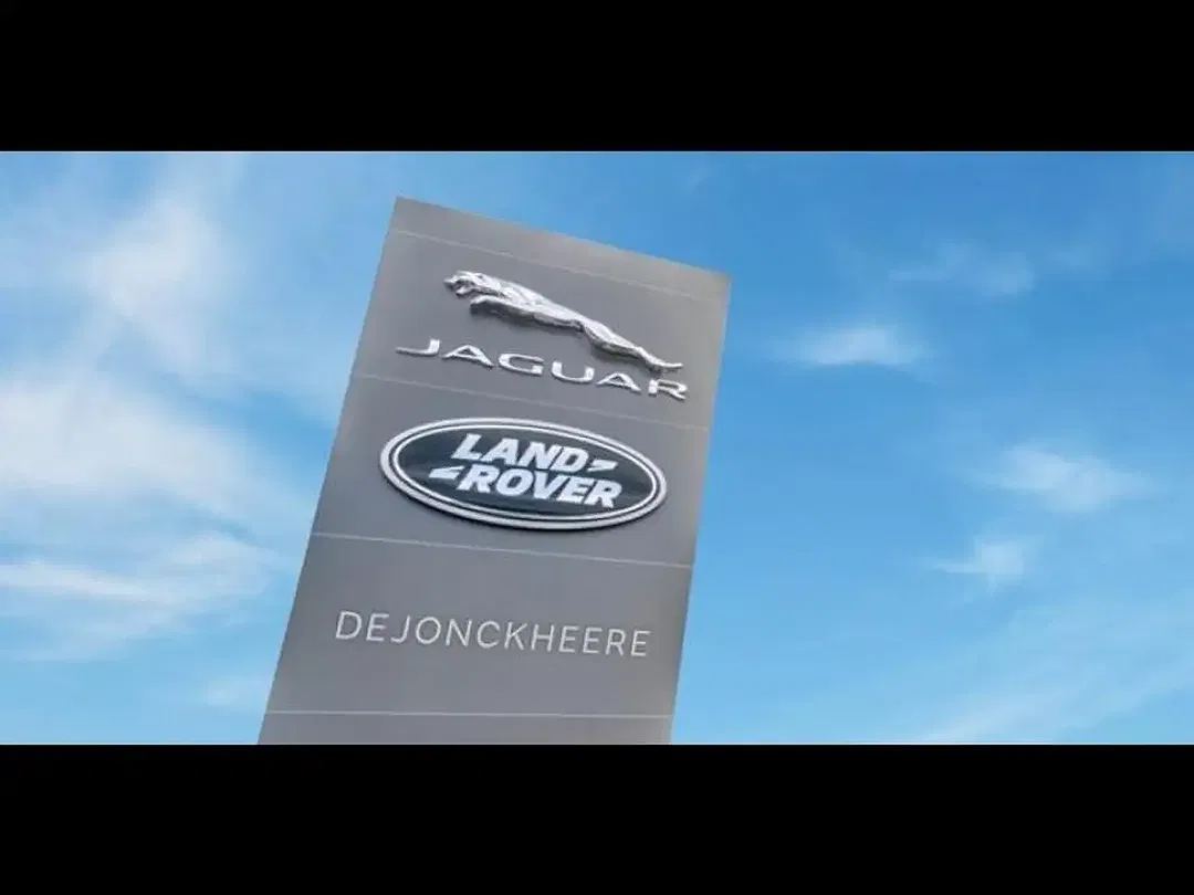 Land Rover Defender 4x4 OCTA 110 - Thumbnail 13