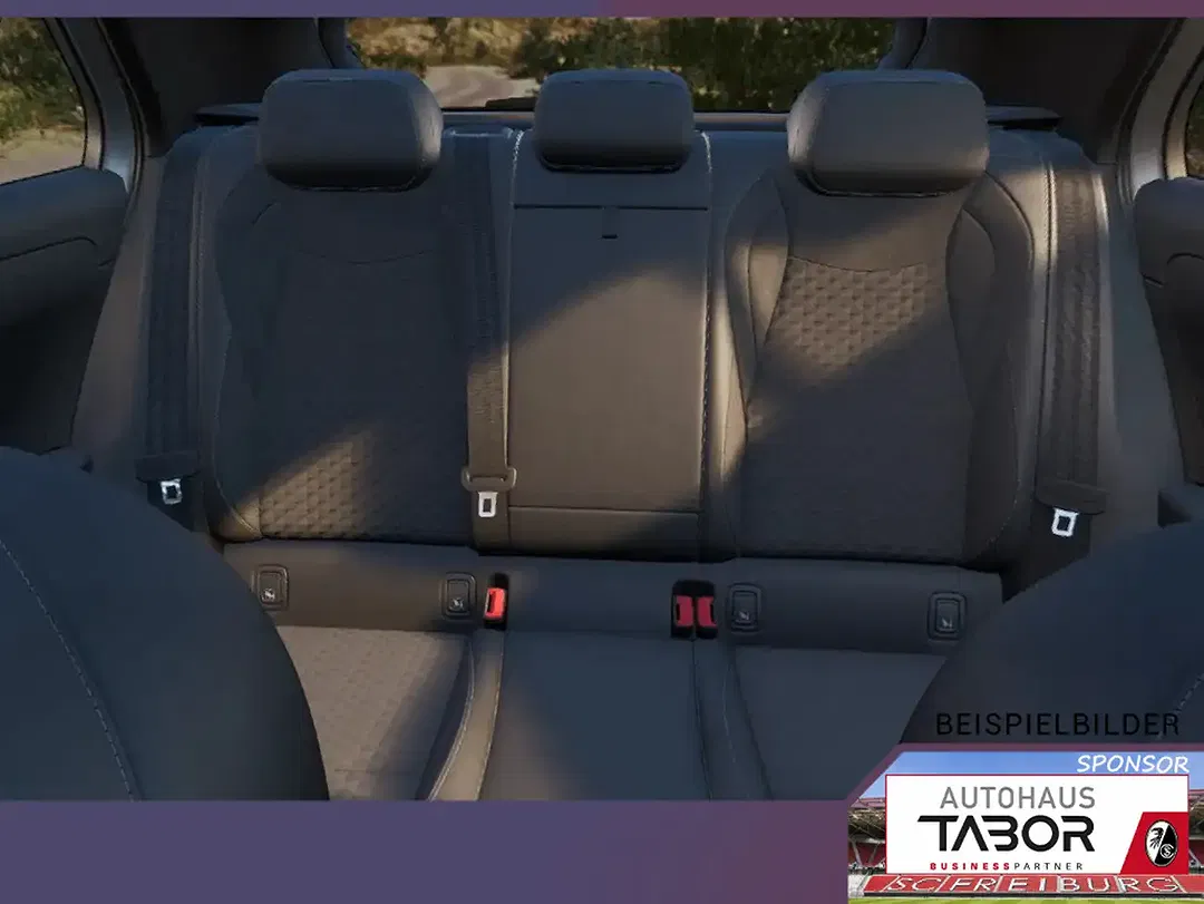 Volkswagen T-Roc R-Line - Thumbnail 5