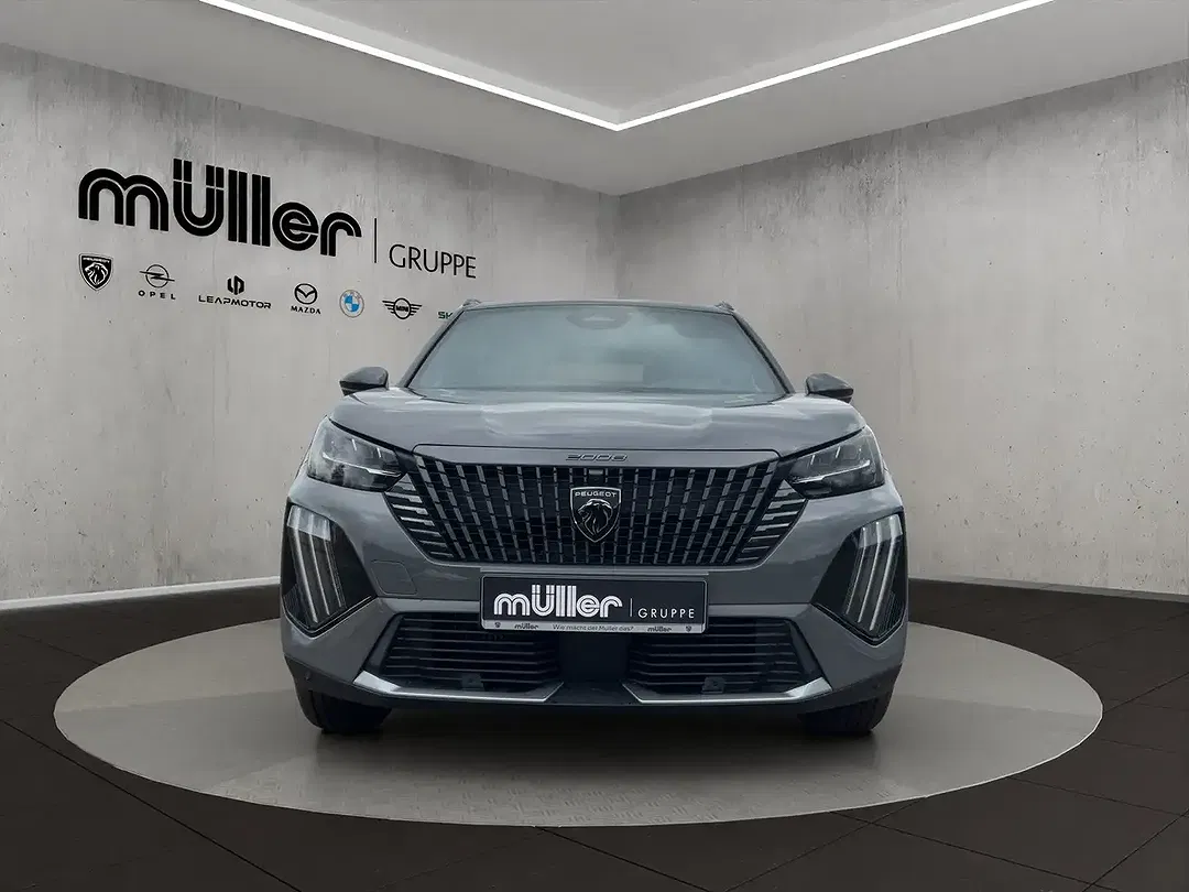 Peugeot 2008 130 PureTech EAT8 GT - Thumbnail 3