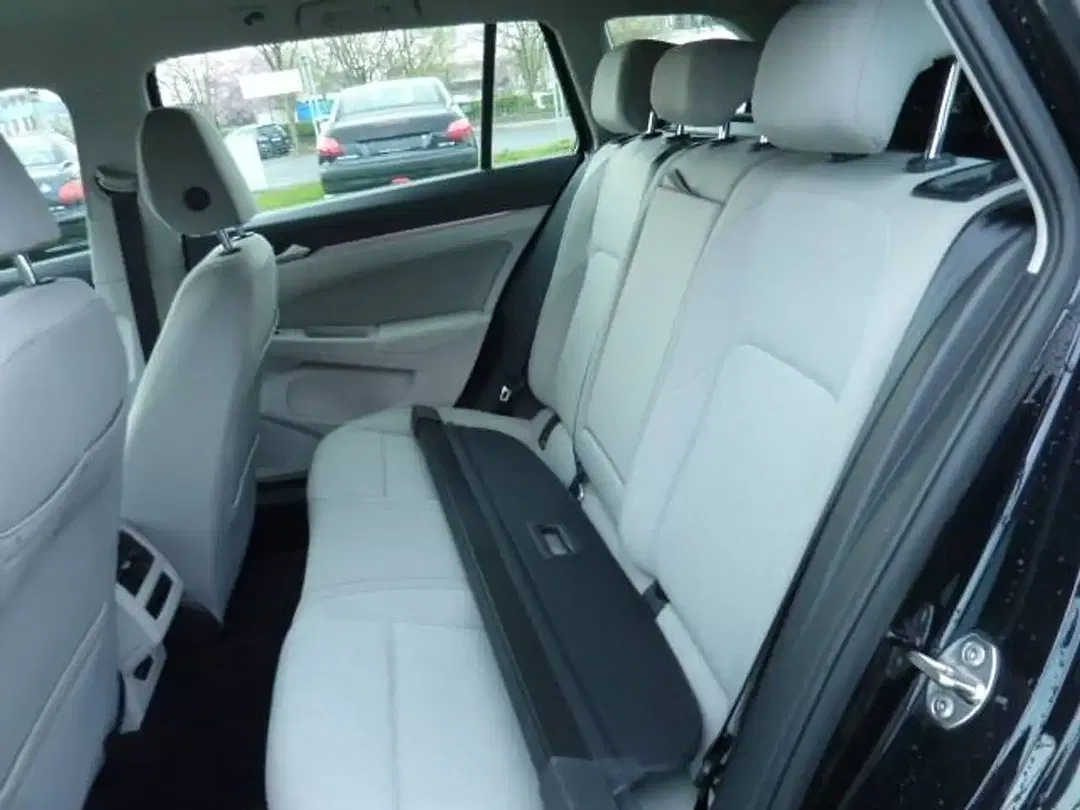 Volkswagen Golf Variant 2.0 Life Business Sound - Thumbnail 9