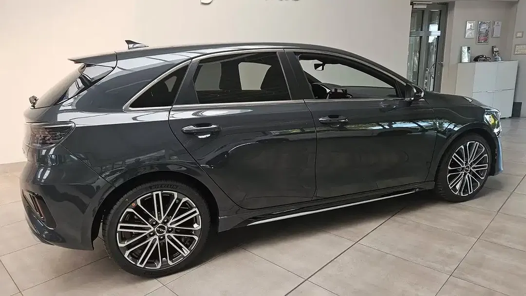Kia Ceed / cee'd Performance GT-Line - Thumbnail 6