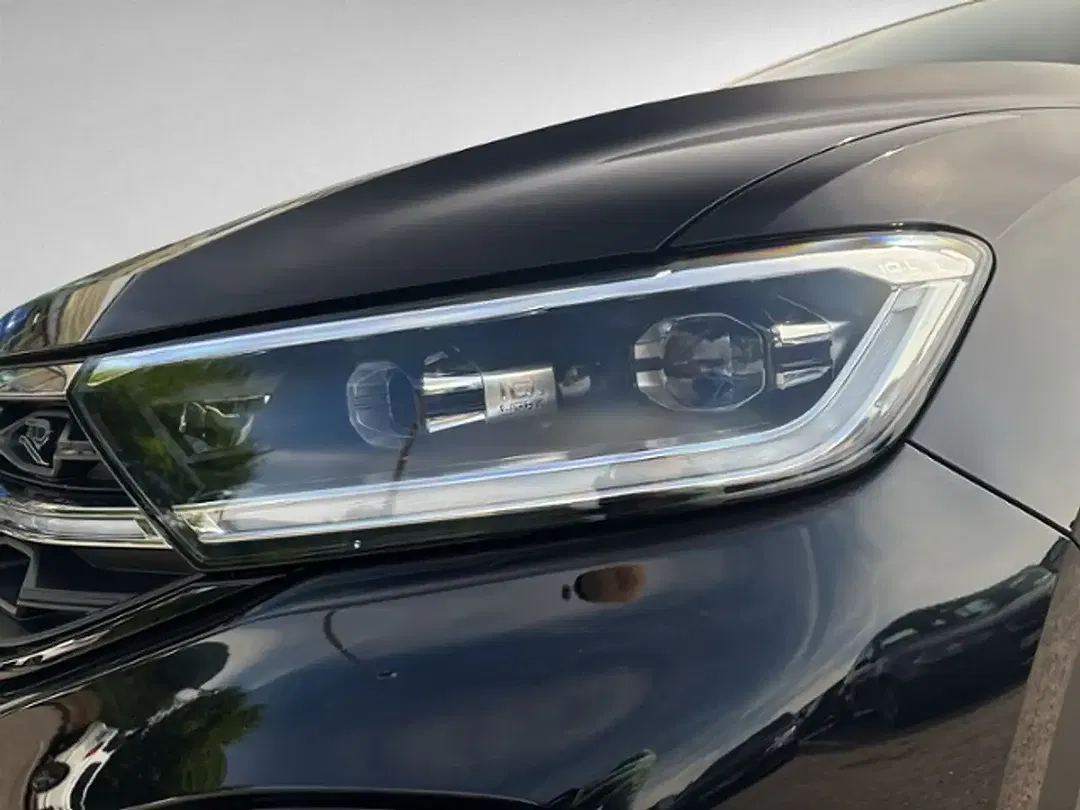 Volkswagen T-Roc 1.5 TSI DSG R-Line - Thumbnail 5